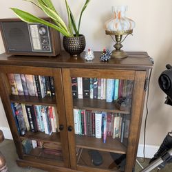 📚 Solid Wood Bookcase / Glass Cabinet