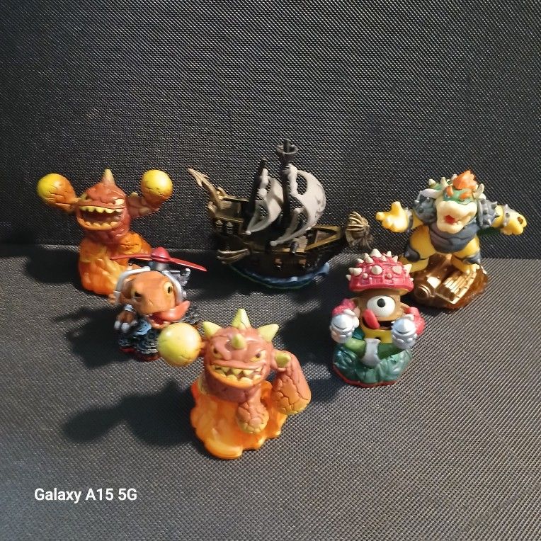 SALE SIX Activision Skylanders Characters All Different WORK TESTED