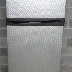 Gladiator 33" Garage-Ready Refrigerator / Freezer – Hard To Find - GAFZ21XXRK01 - Tested & Working