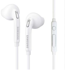 Samsung Stereo Earbud Headphones with in-Built Mic. White