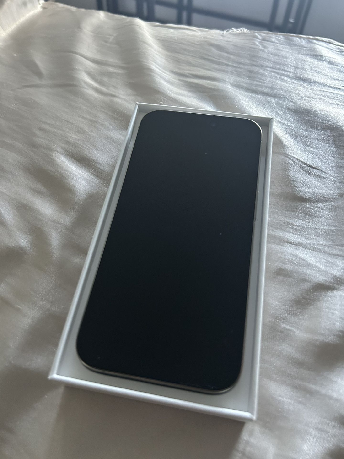 iPhone 15 Pro 512gb (Unlocked)