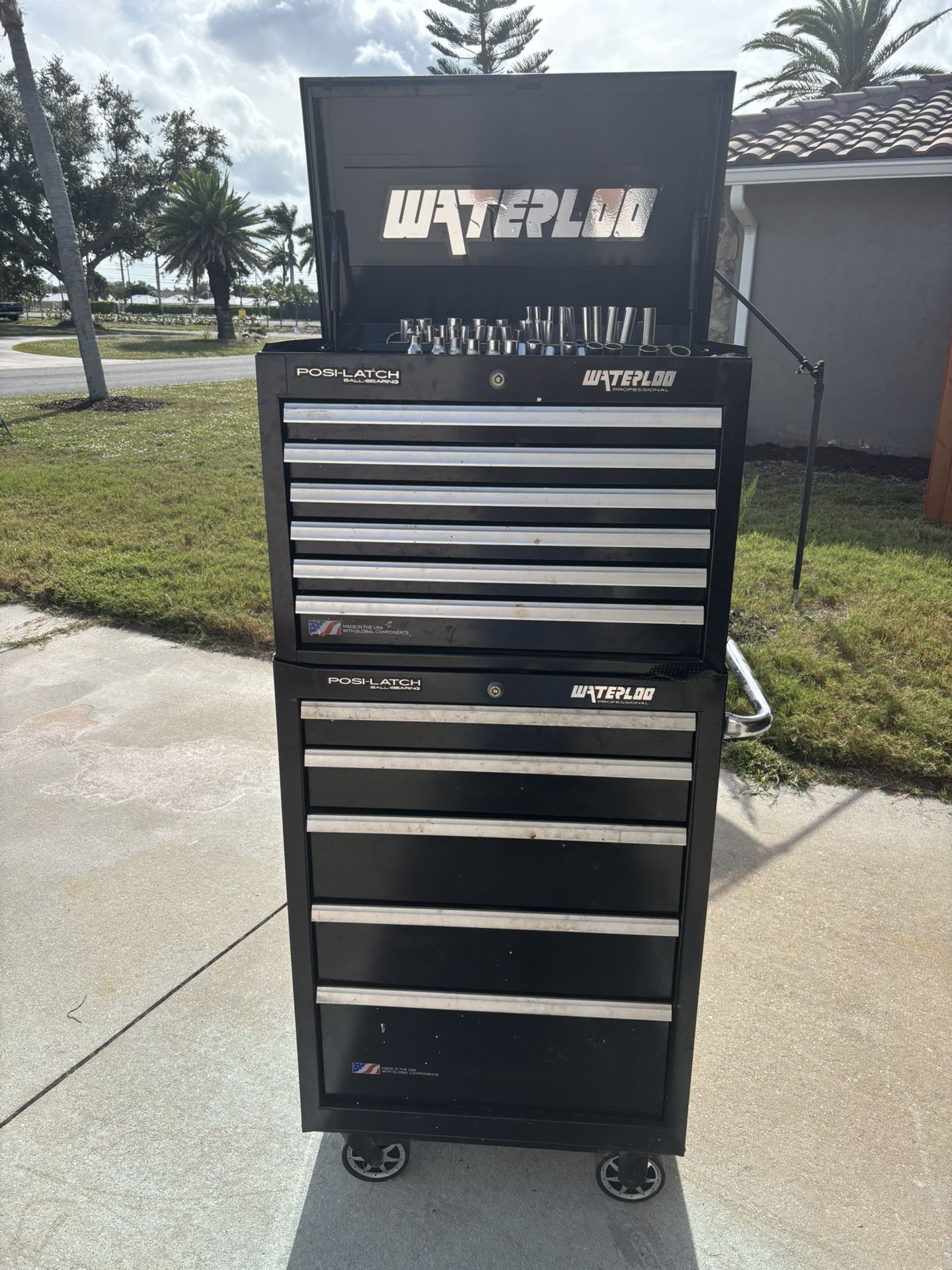 Waterloo Tool Chest With Tool Including