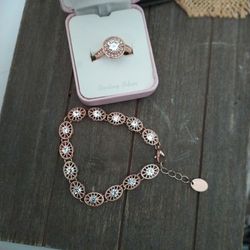 Women's Ring And Bracelet