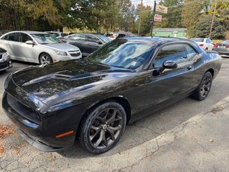 2018 Dodge Challenger SXT Plus
