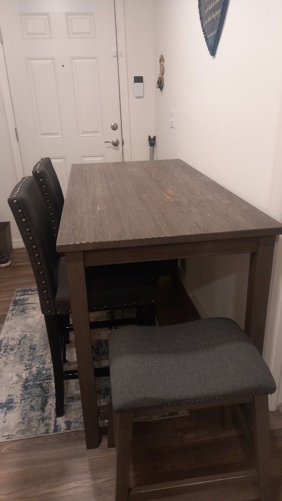 Counter Height Dining Table with Chairs