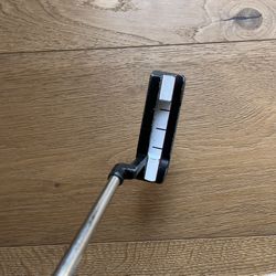 Great Condition Putter Teardrop
