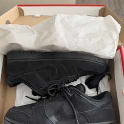 Nike Dunk Tripple Black 