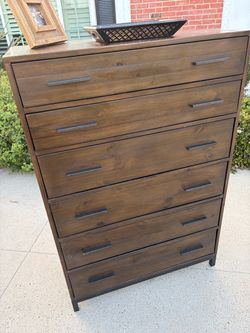 6 Drawer Dresser