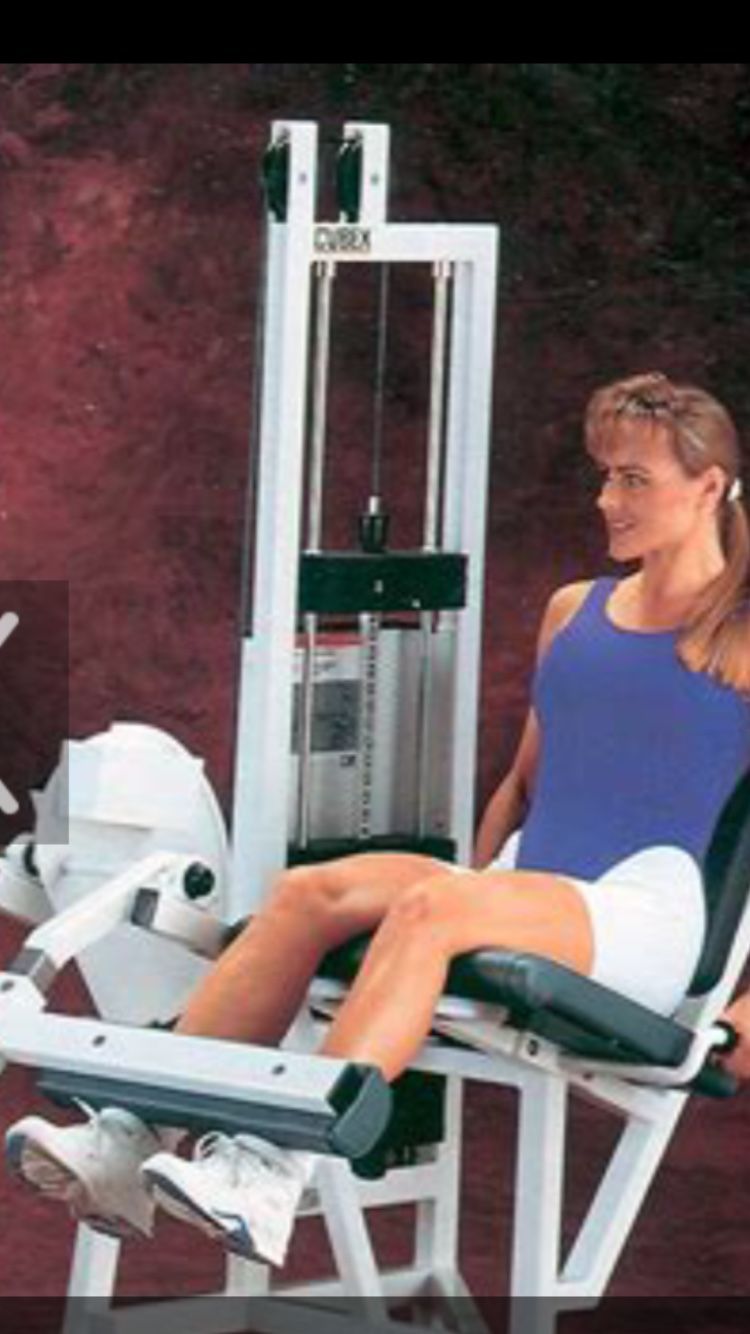 Cybex classic leg extension /quad machine 200lb stack of weight plates. Gym machine