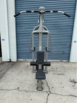 Lat pull seated mid row