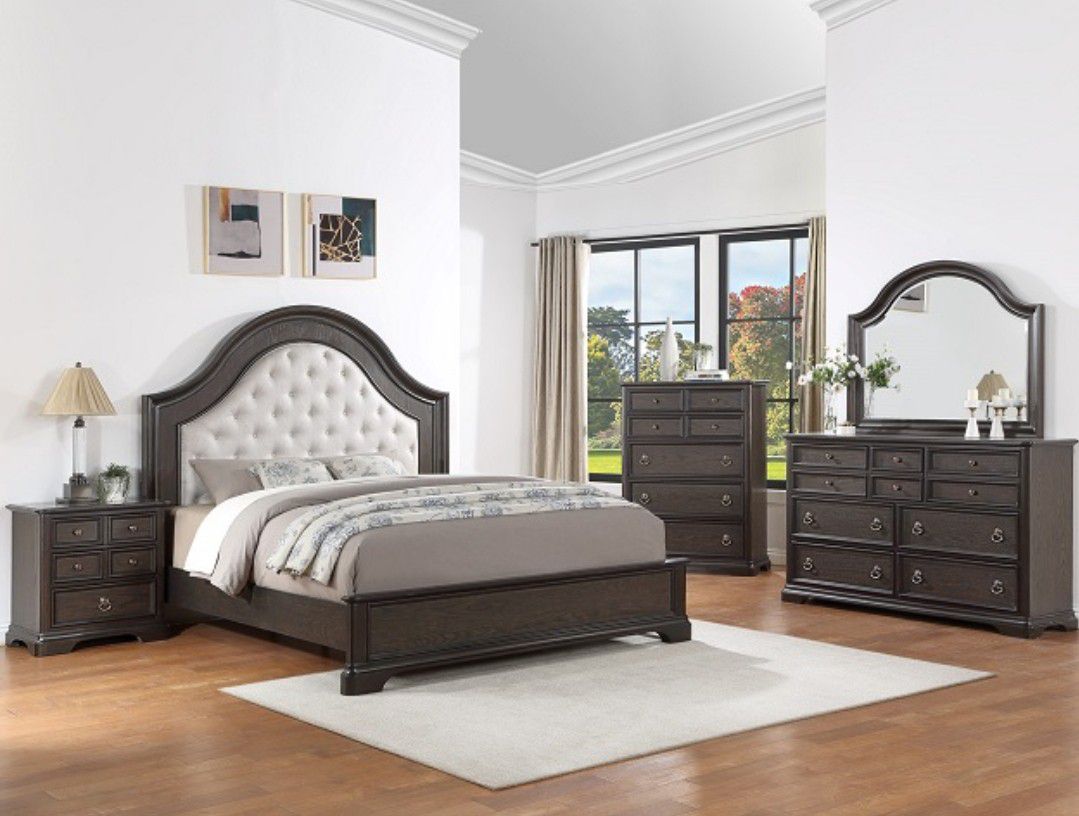 Brand New! 7pc Queen/king Bedroom Set 😍/ Take It home with Only $39down/ Hablamos Español Y Ofrecemos Financiamiento 🙋🏻‍♂️