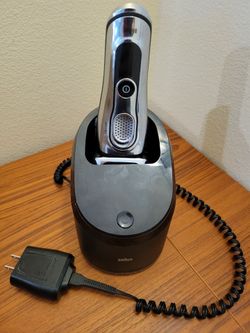 Braun Series 9 Shaver & Charging/Self-Cleaning Dock  #9095CC