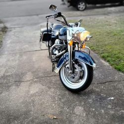 2001 Harley Davidson Road King Classic