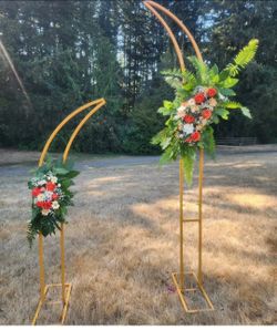 Curved wedding arch backdrop stand set of 2.