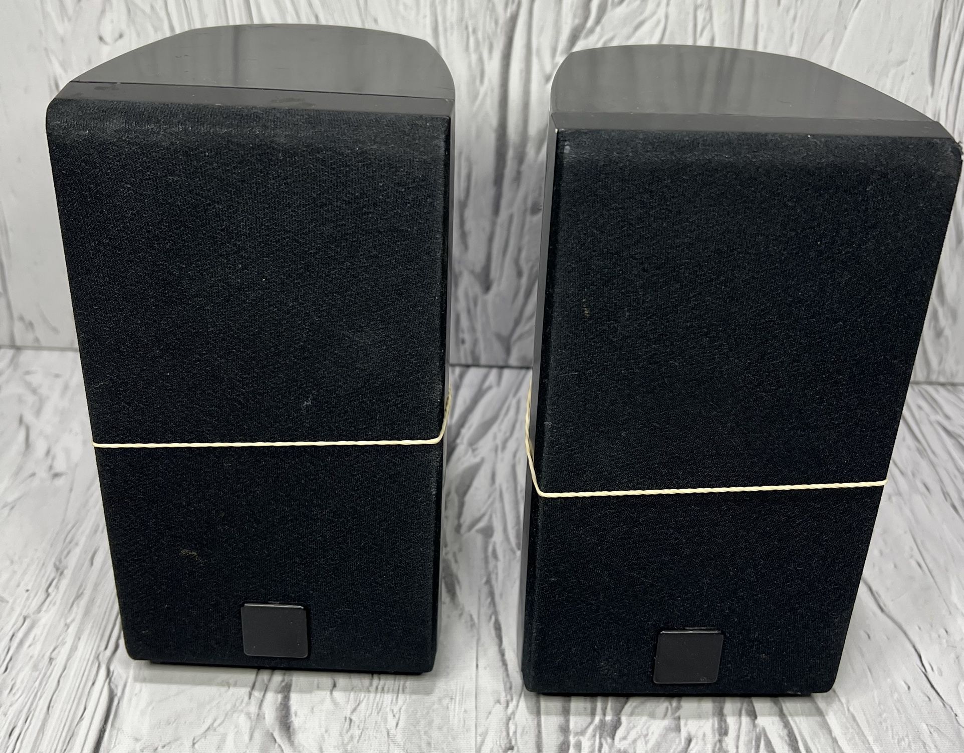 PAIR ETEC Black Bookshelf Speaker Four Ohm Model Number E399 TESTED Pre Owned