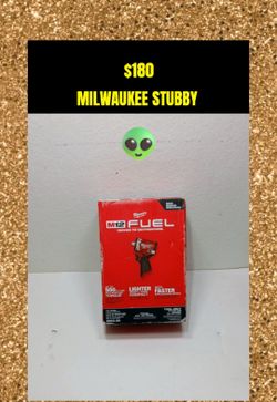 MILWAUKEE STUBBY IMPACT WRENCH DRIVER tool