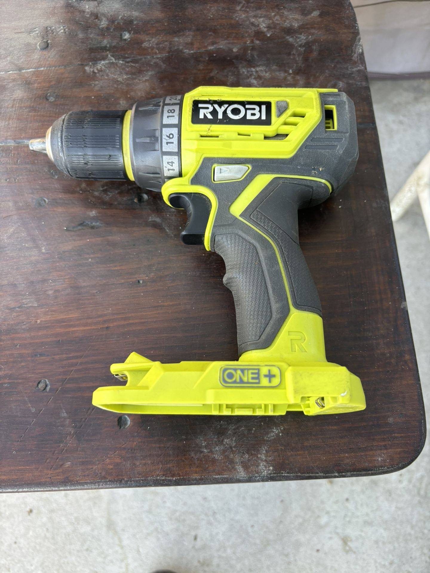 Taladro Ryobi