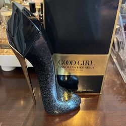 Good Girl Supreme by Carolina Herrera (Brand New) 