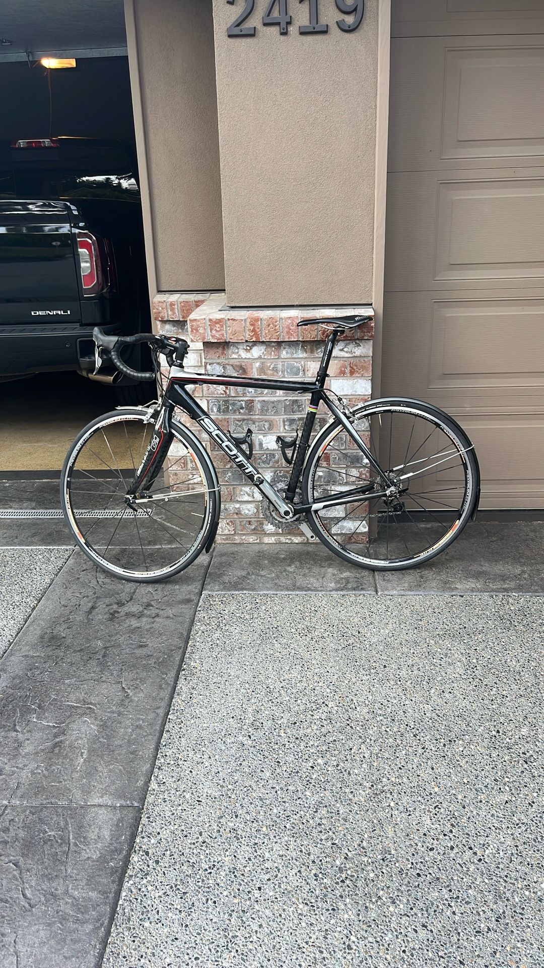 Carbon Fiber Scott CR1 Road Bike