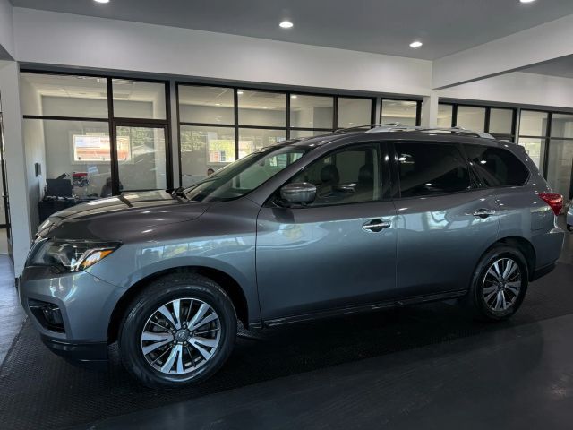 2017 Nissan Pathfinder