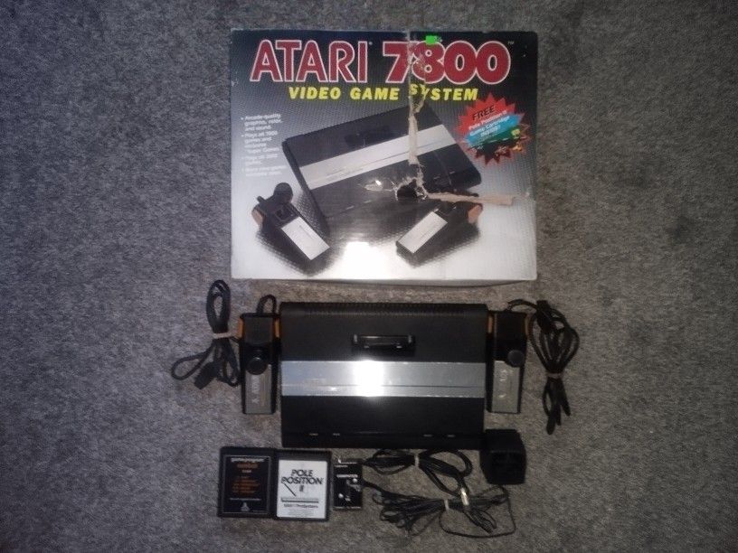 Atari 7800 Console in Original Matching Box Tested and Working See Pics