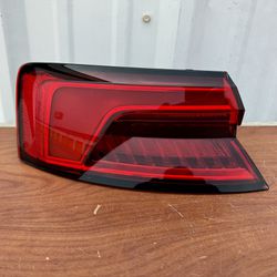 2018 2019 Audi RS5 A5 Left Outer OEM Tail Light Coupe Convertible