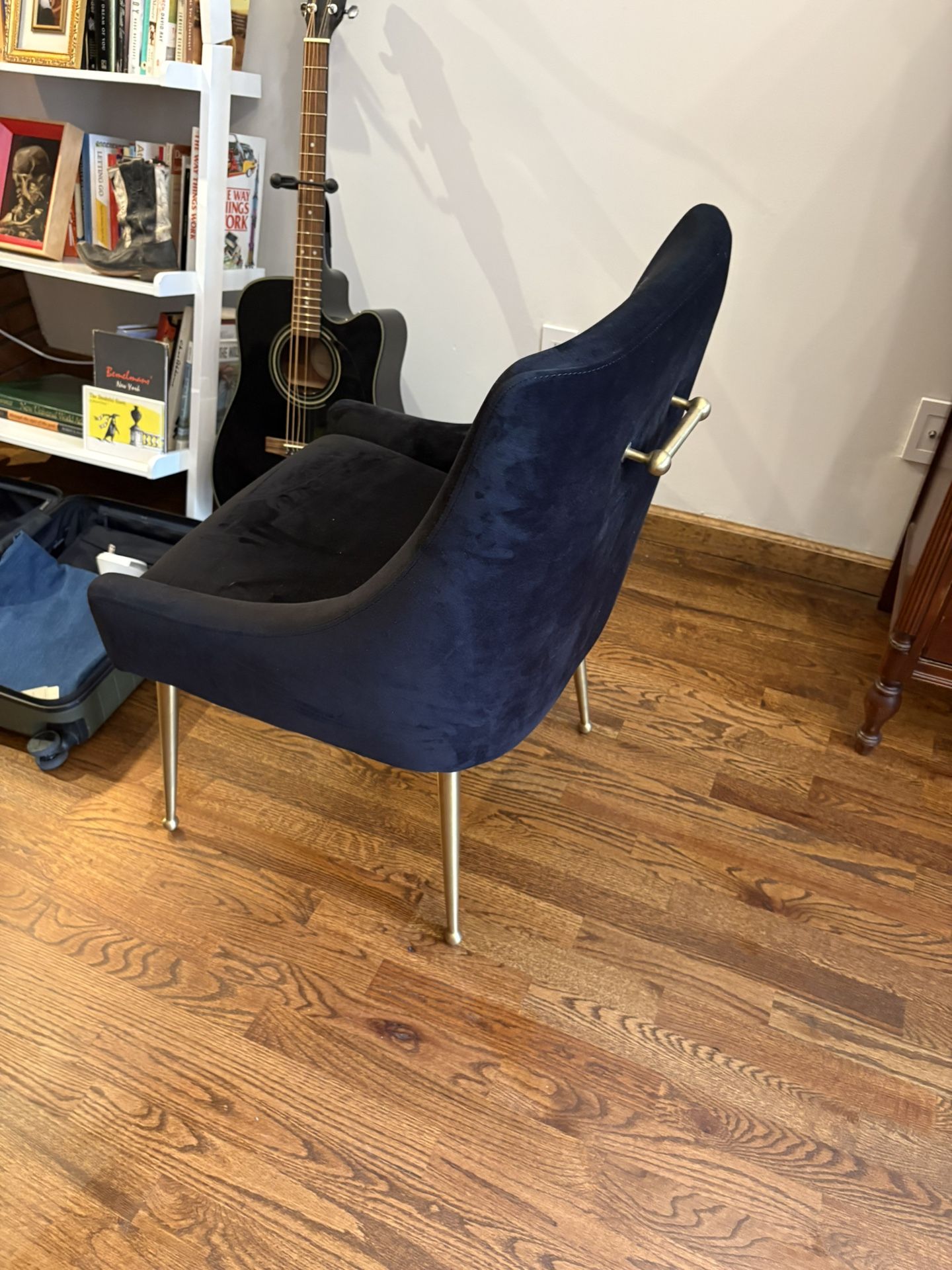 Black Upholstered chair