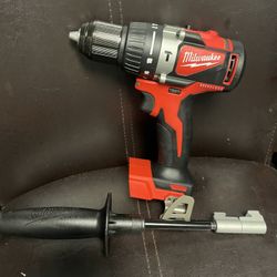 Milwaukee M18 18V Lithium-Ion Brushless Cordless 1/2 in. Compact Hammer Drill Tool Only