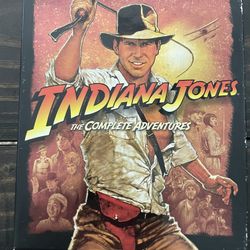 Indiana Jones: The Complete Adventures (Raiders of the Lost Ark / Temple of Doom / Last Crusade / Kingdom of the Crystal Skull) [Blu-ray]