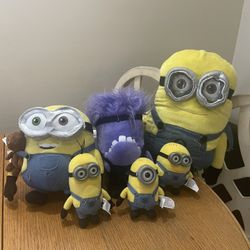 Minion Plushies 