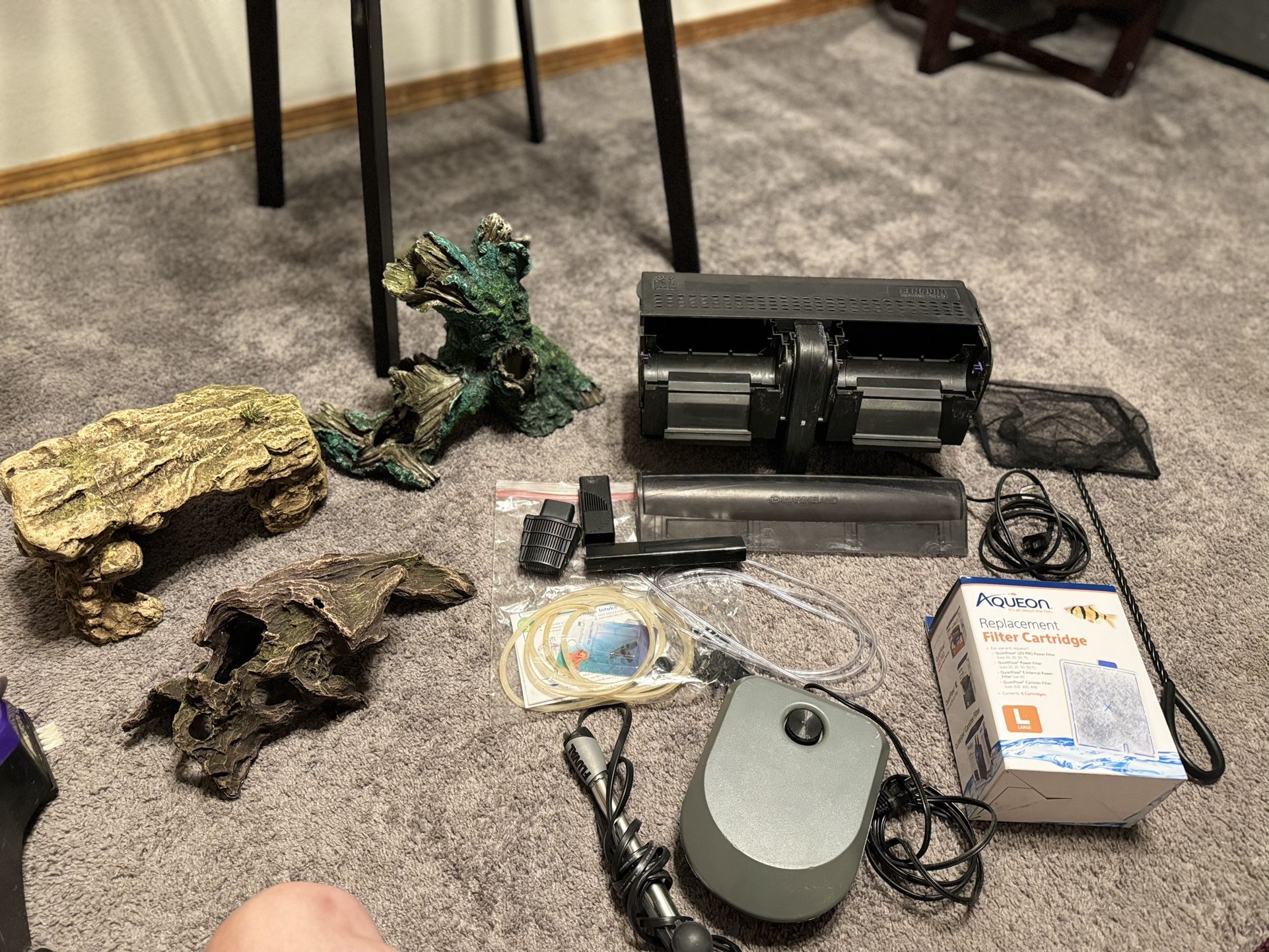 75 Gallon Fish tank filter + Heater + Air Pump + Decor