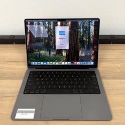 14" MacBook Pro M1 Pro 8 Core*500GB SSD*16GB RAM
