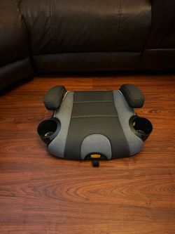 CHICCO BOOSTER- SEAT