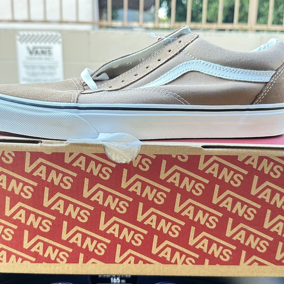 Size 11 Men’s Old Skool Vans $60