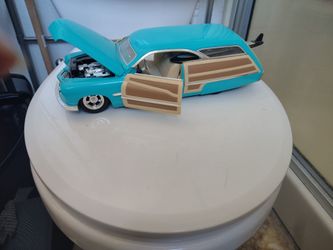 Hot Wheels 1999 motel 1 1/8 custom merk wagon Woody
