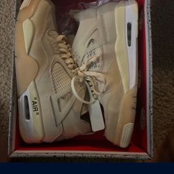 Jordan 4  Off White 