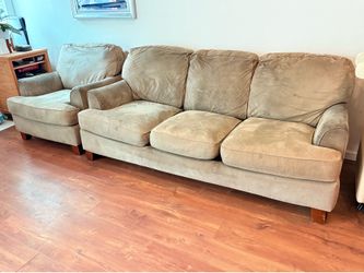 Free sofa and lounge chair