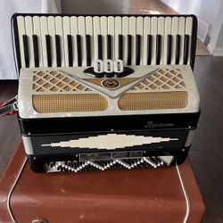 Accordion De Teclas Lyceum