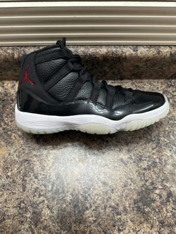 Jordan 11 72-10 Men size 9