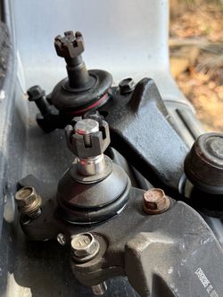 First Gen Sequoia/Tundra lower ball joints *brand new