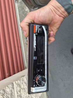Dual am fm bluetooth iplug mp3 single din stereo