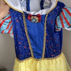 Snow White Halloween Costume