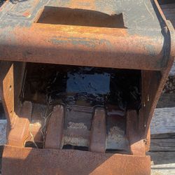 Quick attached bucket for  Bobcat mini excavator, E26  16 inch bucket