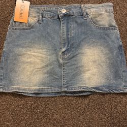 Mini Skirt (M)