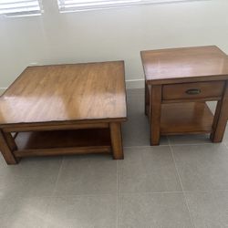 Pottery Barn Coffee And Side Tables