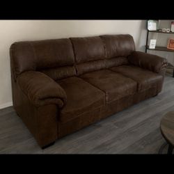  Ashley Bladen Sofa - Coffee