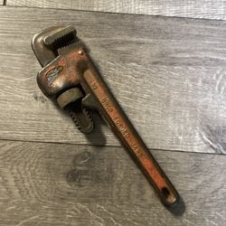 Pipe Wrench 10”