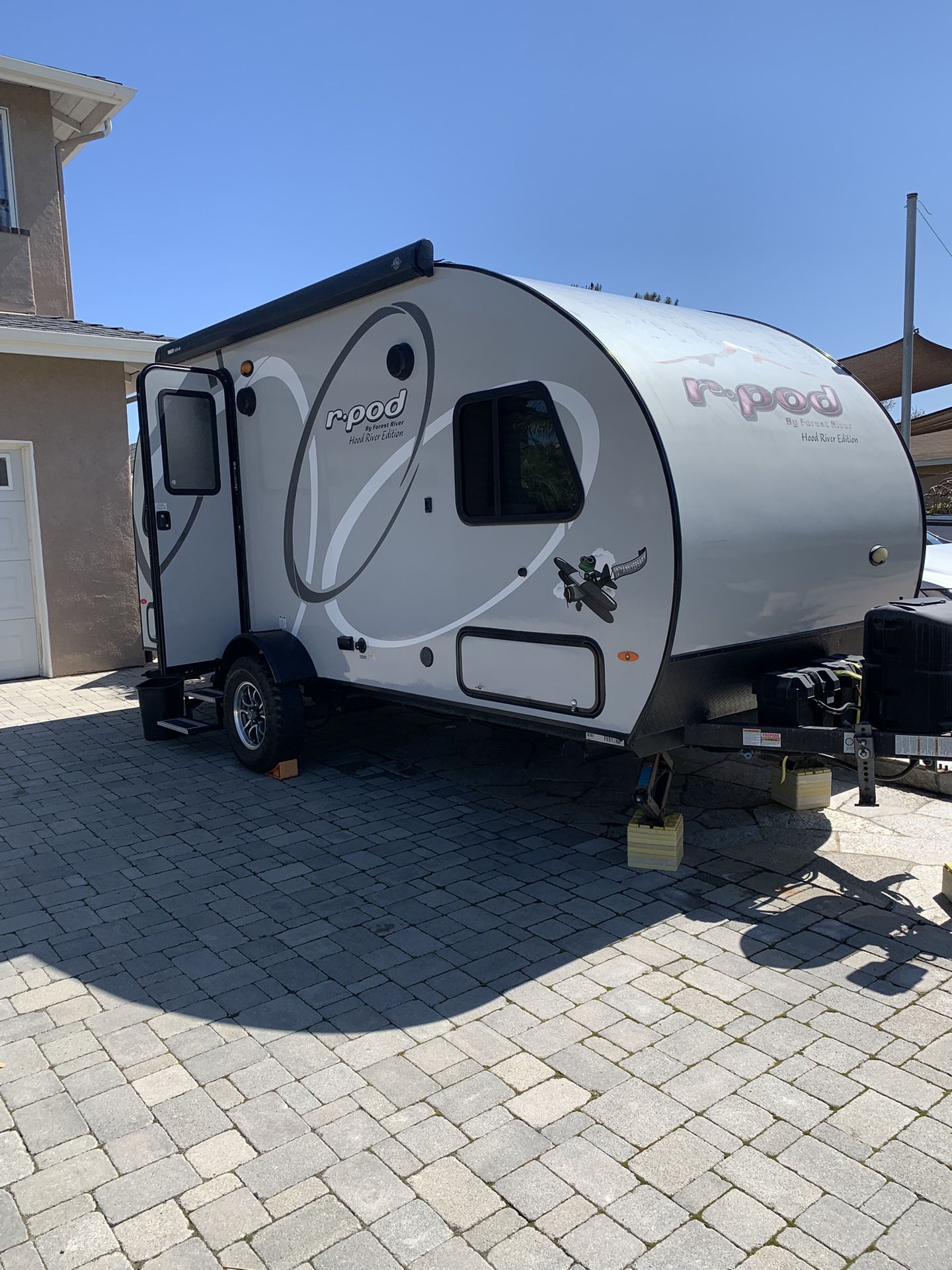 2019 R-POD Hood river edition
