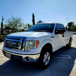 Ford F-150 Fx2 Extended Cab (CLEAN Title)
