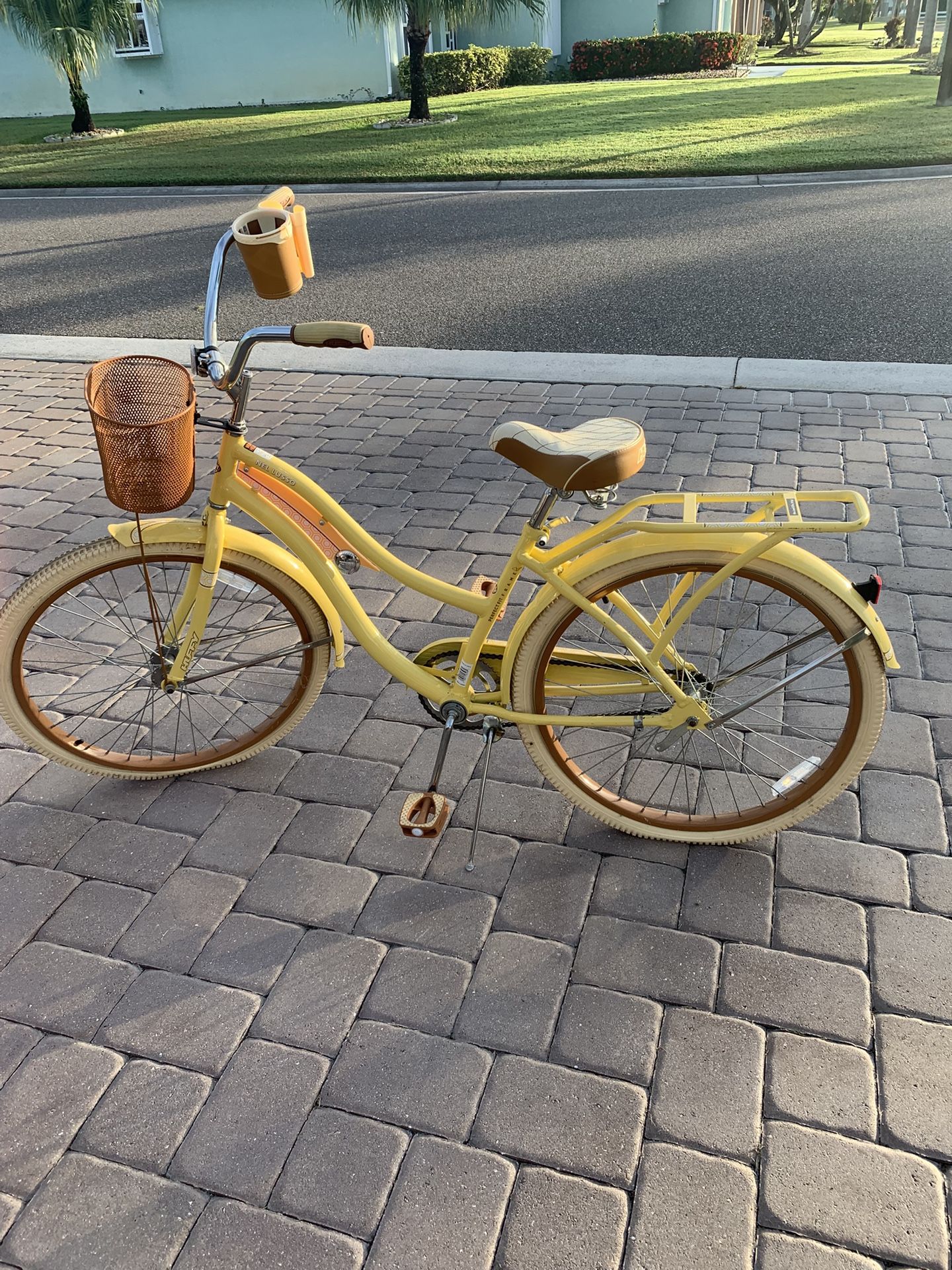 26” Huffy Beach Bike